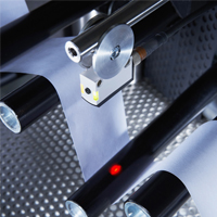 Miniature distance sensor with excellent repeatability Miniature distance sensor with excellent repeatability